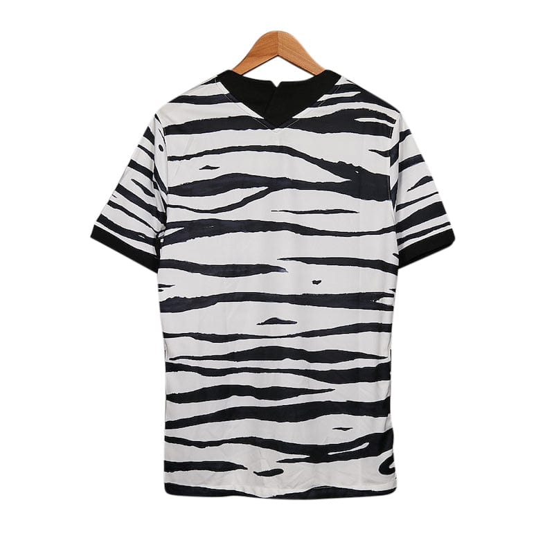 Football Shirt Collective 2020 South Korea Nike shirt M (BNWT)