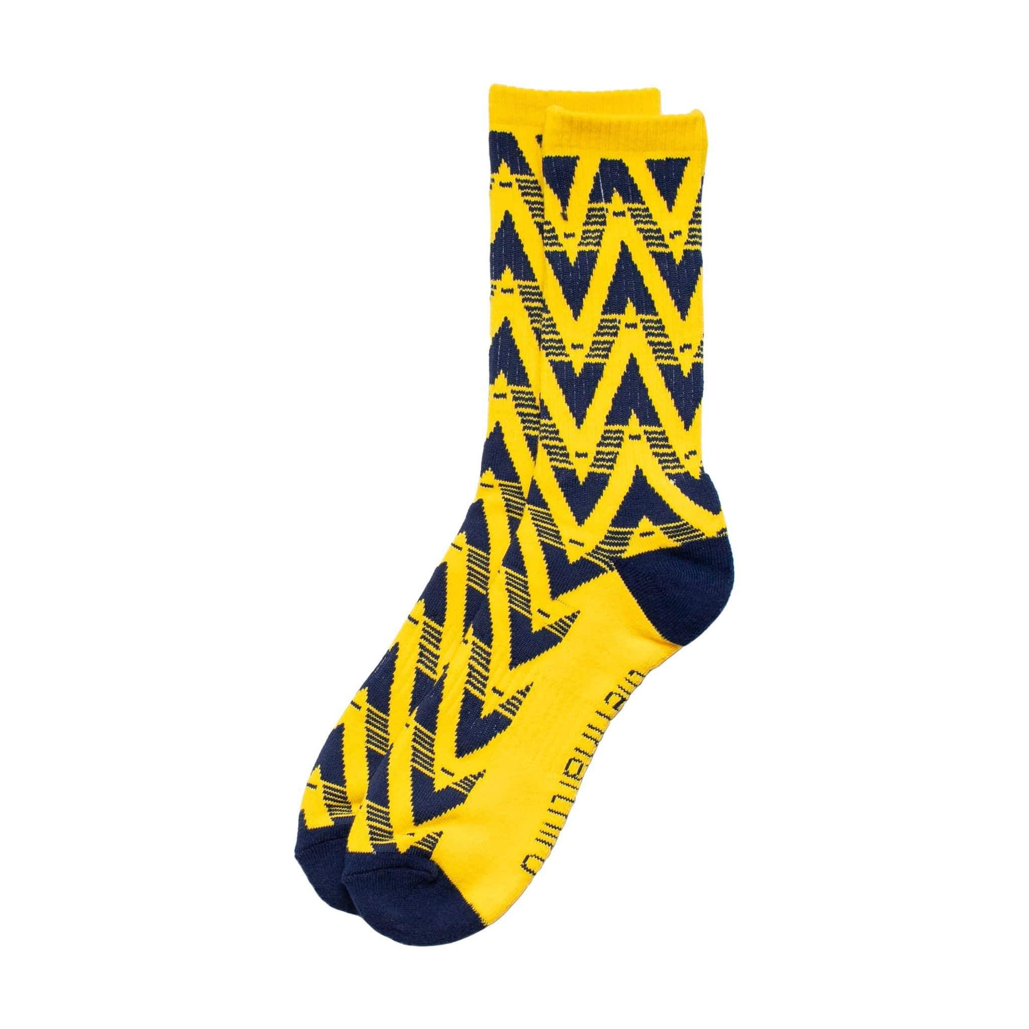 Bruised banana 1991-93 Arsenal socks - The Final Third - Football Shirt Collective