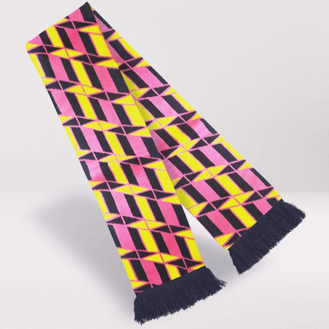 Fans Favourite Scotland Retro Football Scarf - 1990s Leisure