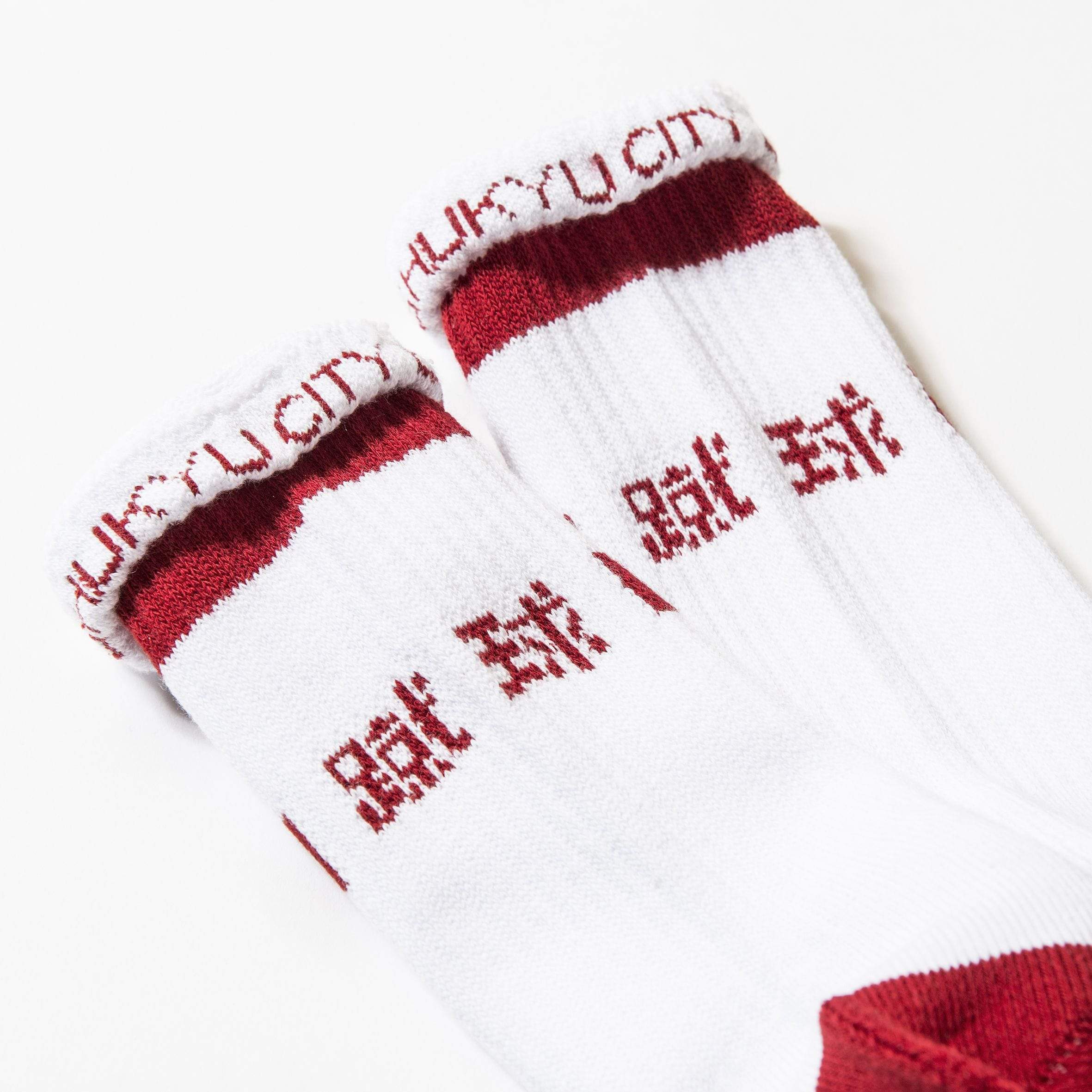 SHUKYU MAGAZINE × CITY BOYS FC “SHUKYU” SOCKS / WHT × RED - Football Shirt Collective